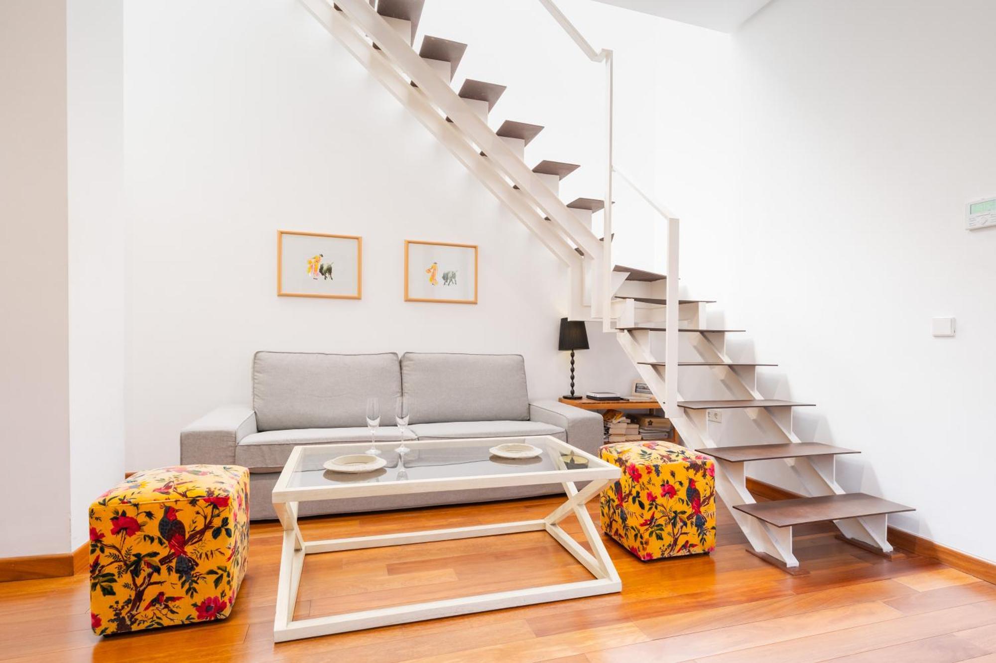 Attic With Terrace- 1Bd 1Bth- Corral Del Rey Appartement Sevilla Buitenkant foto
